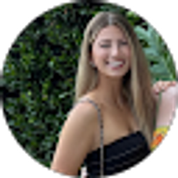 Profile photo of Sara Ross