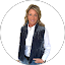 Profile photo of Jonna Hagood