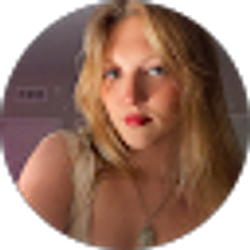 Profile photo of Helena Jones
