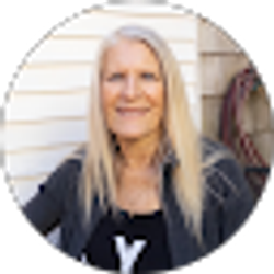 Profile photo of Kathleen Weiss