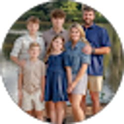 Profile photo of Tyler & Michelle Wood