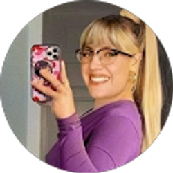 Profile photo of Olivia Cox