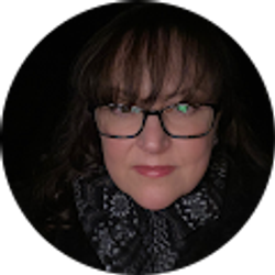 Profile photo of Lisa Davidson