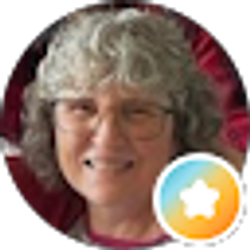 Profile photo of Lauren Magnuson