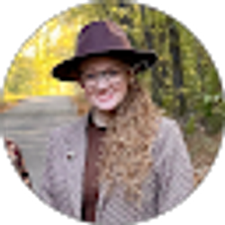 Profile photo of Brittany Deen