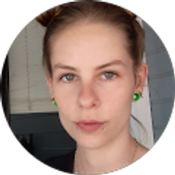 Profile photo of Lauren Snow