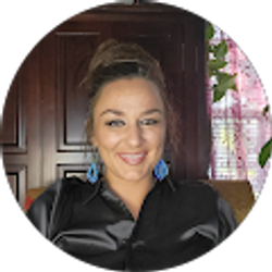 Profile photo of Hannah Parker