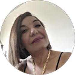 Profile photo of Elsa Echeverri