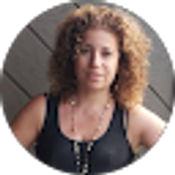 Profile photo of Rosemarie Ragusa