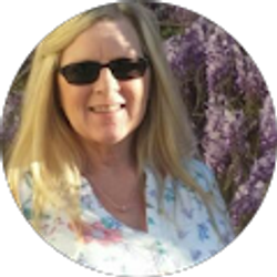 Profile photo of Lori Carter