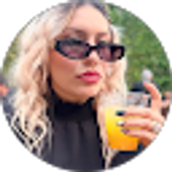 Profile photo of Crystal