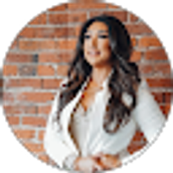 Profile photo of Sarah Starr