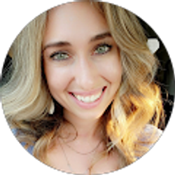 Profile photo of sarah stuart