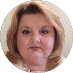 Profile photo of Felicia Hand