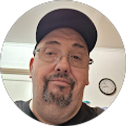 Profile photo of Leo Erickson