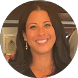 Profile photo of Beth Cable