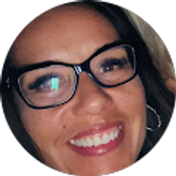 Profile photo of Corinne - go2galsd