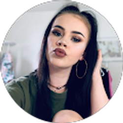 Profile photo of Makeup By Jenn