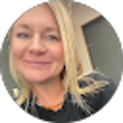 Profile photo of Jena Thompson