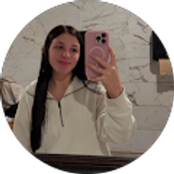 Profile photo of Maddie Knowles