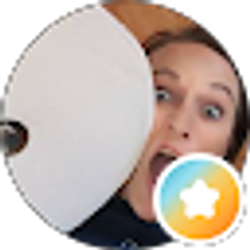 Profile photo of Kelly Tompkins