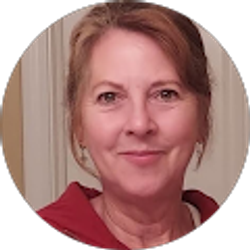 Profile photo of Suzannah Lucas