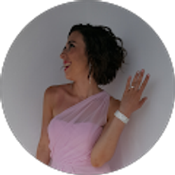 Profile photo of Julie Stevenson