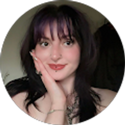 Profile photo of emmy s