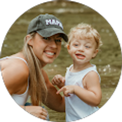 Profile photo of Stevie Holt