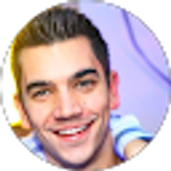 Profile photo of Dennis Andrei