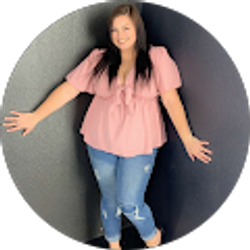 Profile photo of Sara Lane