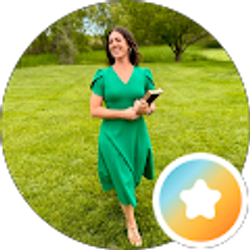 Profile photo of Leah Thombleson