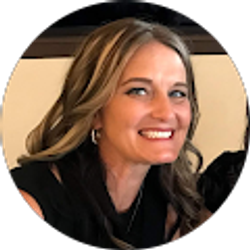 Profile photo of Jacquelyn Chicki