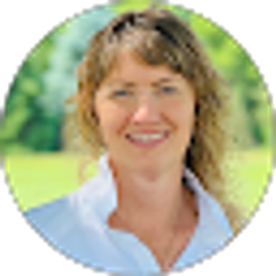 Profile photo of Lynn Stoneking