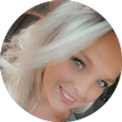 Profile photo of Lela Longacre