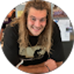 Profile photo of Quinn Petersen