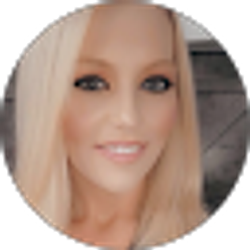 Profile photo of Kelsey Holtslander