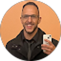 Profile photo of Miguel Acosta