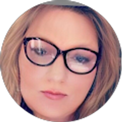 Profile photo of Lisa Lewis