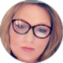 Profile photo of Lisa Lewis