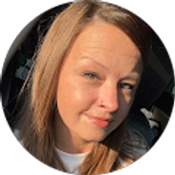 Profile photo of Sarah Hundley