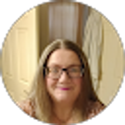 Profile photo of Michelle Stell