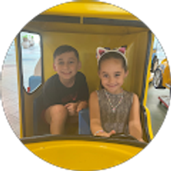 Profile photo of Lesley Griffin