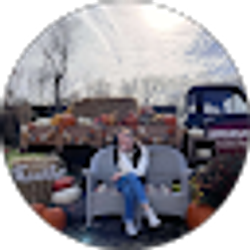 Profile photo of Lizzie Dale