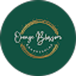 Profile photo of Nikki Ausdemore