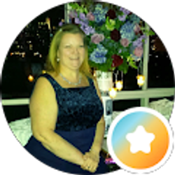 Profile photo of Denise Thacke
