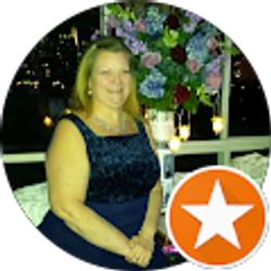 Profile photo of Denise Thacke