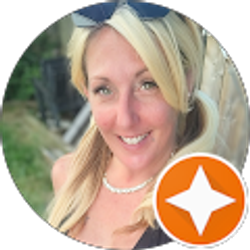 Profile photo of Larisa Hasseck