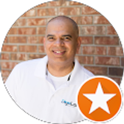 Profile photo of Robert Amadiz