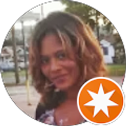 Profile photo of Lia J Hernandez